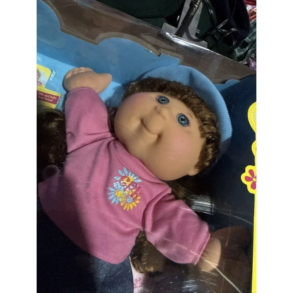 Cabbage Patch Kids Playful Girl 2011 Collectible NEW IN BOX